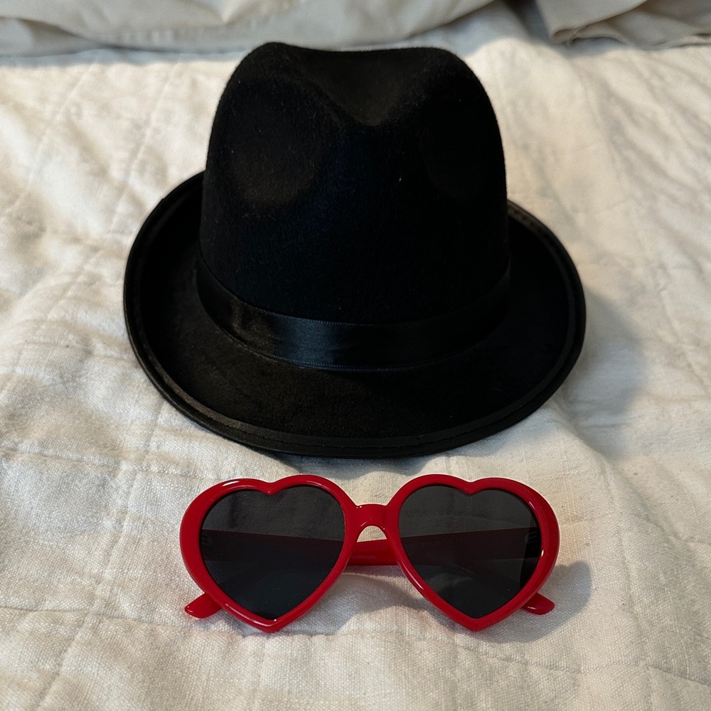Toddler Heart Sunglasses and Fedora Set- perfect for Taylor swift “22” costume!